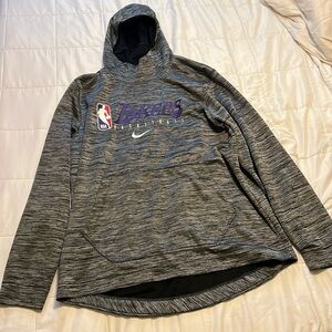 Lakers Hoodie by NBA mens XL. Fitted hood and front kangaroo pockets. Like new!!